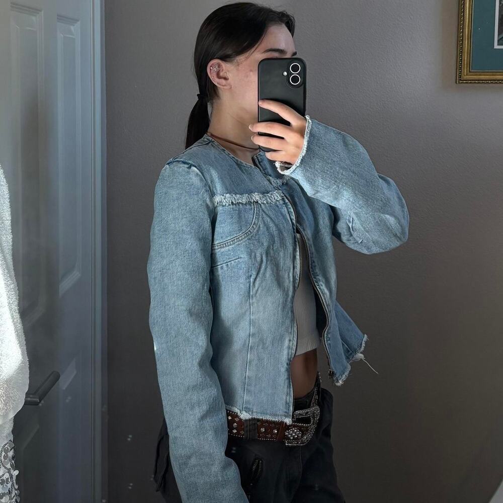 Perfect condition barely worn denim​​ - Picture 3 of 8